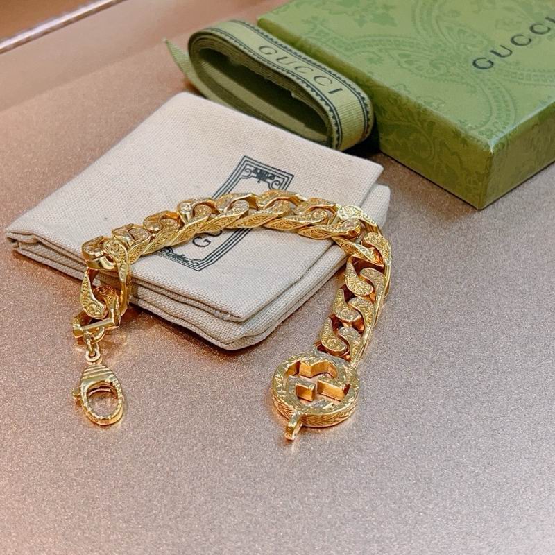 Gucci Bracelet 11yxx136